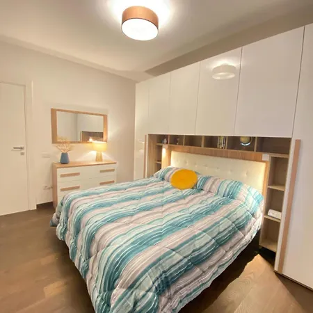 Note Di Mare Fronte & Garage Privato *